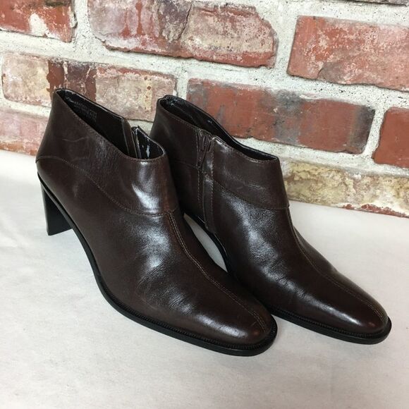 Etienne Aigner Donnie Brown Booties - Picture 1 of 8